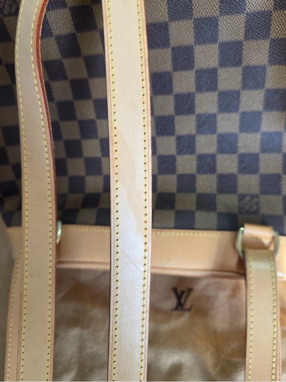 ✅AUTH✅LOUIS VUITTON DANUBE BACKPACK - Picture 13 of 16